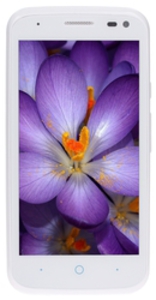 Смартфон ZTE Blade Q lux 3G 4 Гб белый