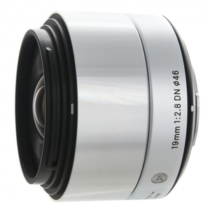 Объектив Sigma Sony E AF 19mm f/2.8 DN серебристый