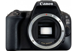 Цифровой фотоаппарат Canon EOS 200D Body черный