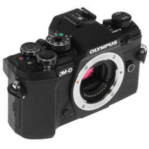Цифровой фотоаппарат Olympus OM-D E-M5 Mark III Body Black черный