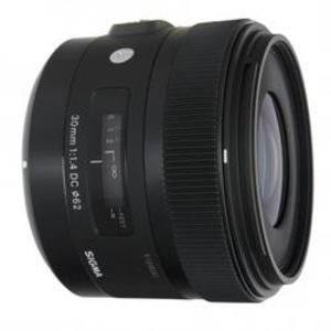 Объектив Sigma Nikon AF 30mm F1.4 DC HSM ART
